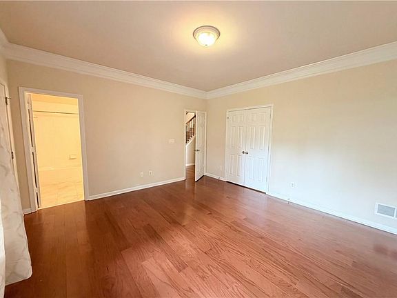 4th image of 2118 Landsmere Dr SE #13