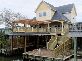 1226 Dick Bay Dr, San Leon, TX 77539