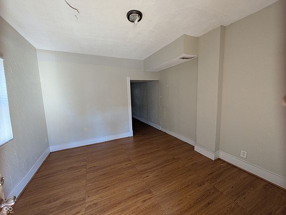 2nd image of 1150 Eugene St
