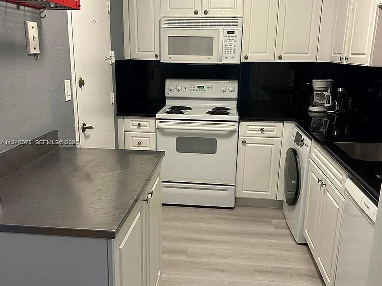 2501 S Ocean Dr #507 — Photo 15
