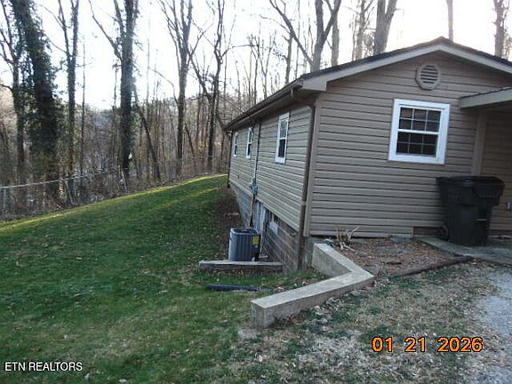 2nd image of 129 Moore Ln