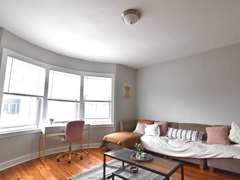 2 Bay St #2 — Photo 4