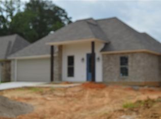 814 Pine Ridge Ct, Pineville, LA 71360