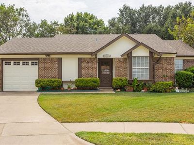 5633 Santa Fe Trl, Haltom City, TX, 76148