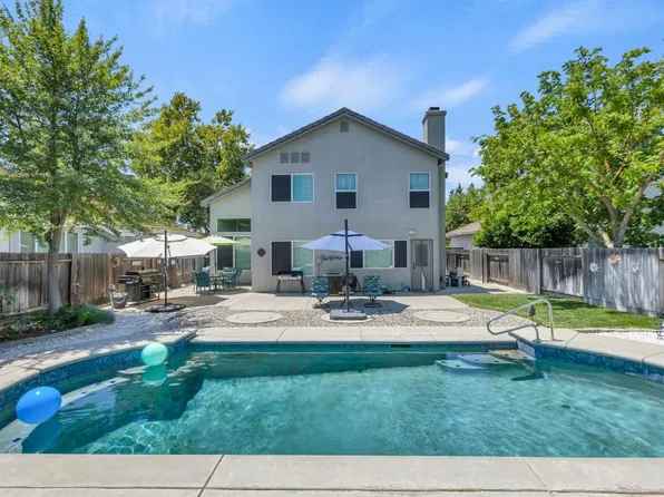 8433 Anthemis Ct, Elk Grove, CA 95624