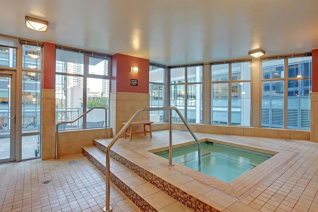 The Cosmopolitan - 1 bedroom — Photo 3