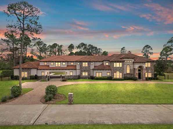 2102 Countryshire Ln, Richmond, TX 77406