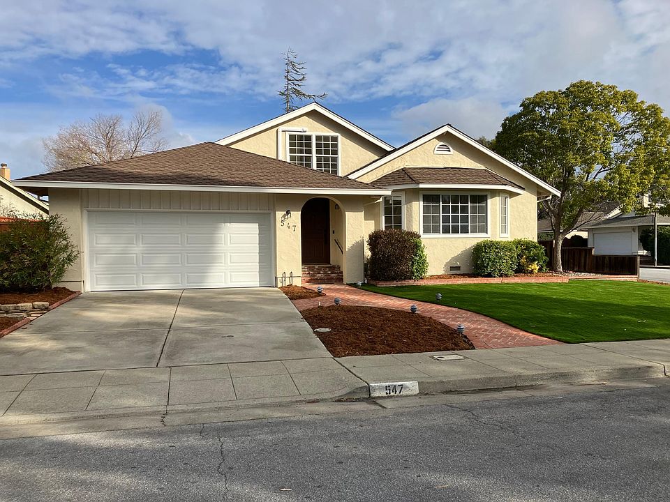 1st image of 547 Becket Dr