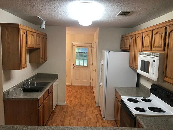 4th image of 1103 Fretz St #B