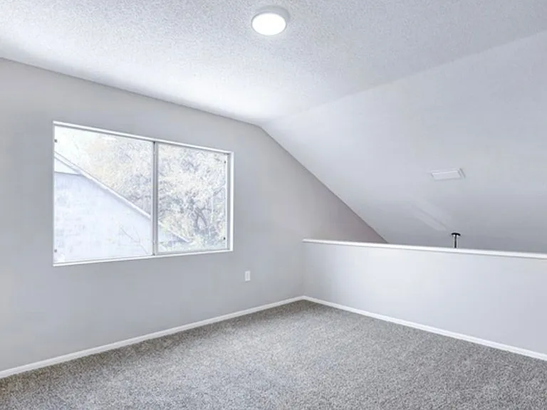8122 Cloud Trails — Photo 26