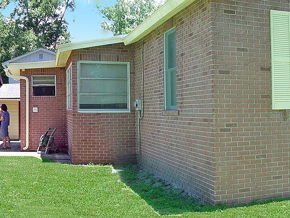 Back and side panorama