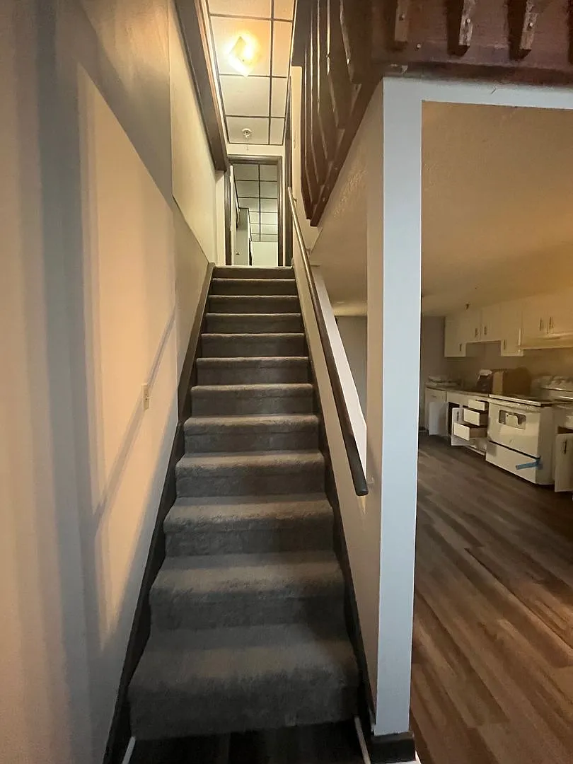 2 Bed 1 Bath in Marlborough — Photo 4