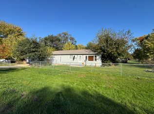1907 French St, Rock Falls, IL 61071