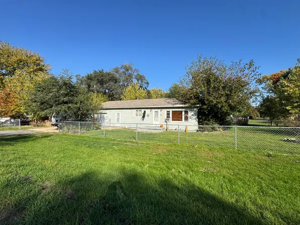 1907 French St, Rock Falls, IL 61071