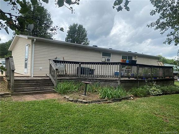 2nd image of 118 Cripple Creek Ln