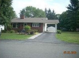 136 Old White Trl, White Sulphur Springs, WV 24986