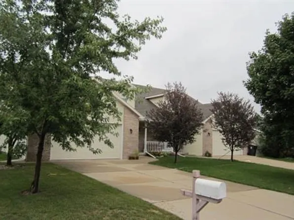 Punzel Apple, 1716-1722 Apple Dr, Sun Prairie, WI 53590