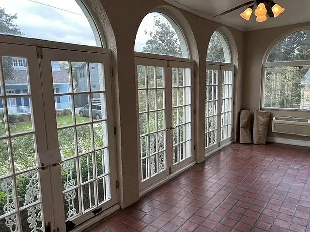 717 Pine St #717 — Photo 5