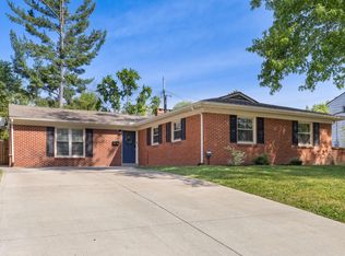 3483 Greentree Rd, Lexington, KY 40517