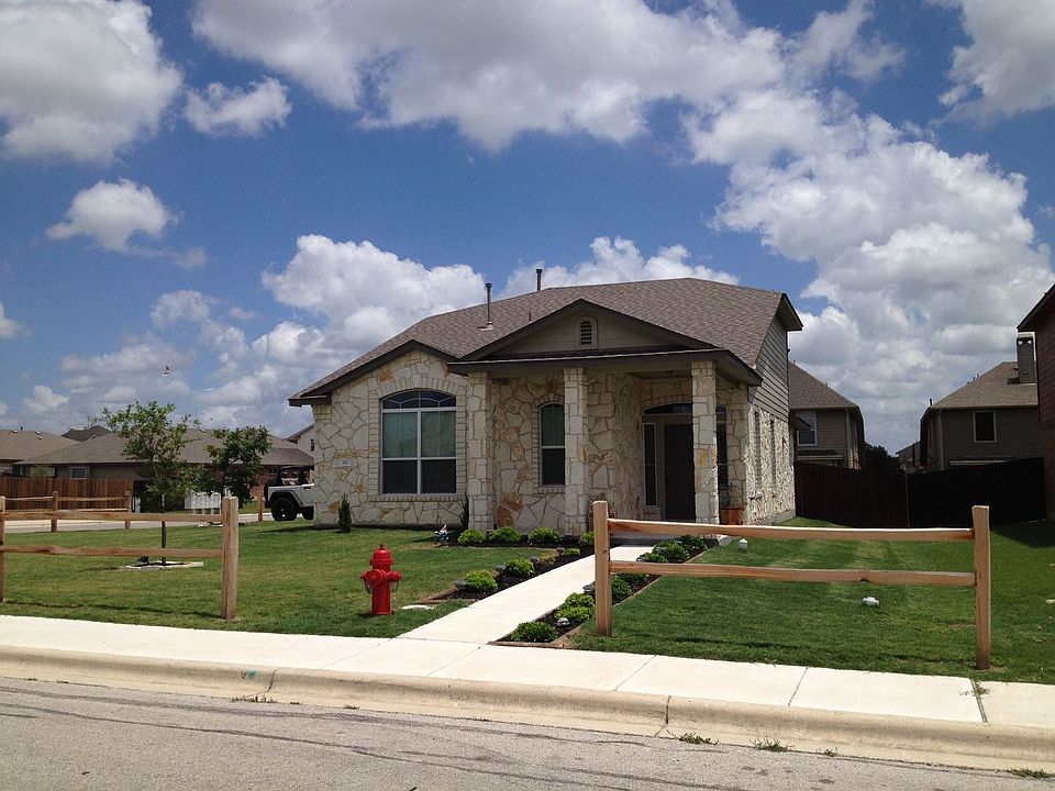 1st image of 310 Verano Dr