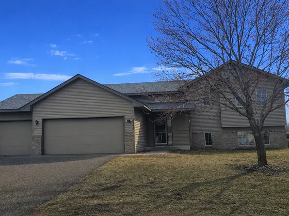 23453 Arrowhead St NW, Saint Francis, MN 55070
