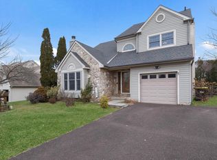 208 Forge Rd, Collegeville, PA 19426