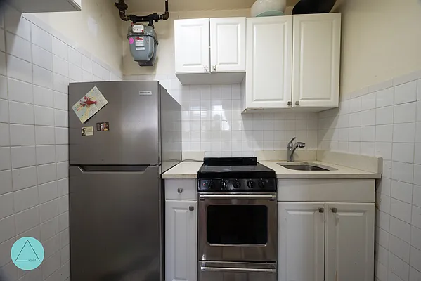 Rented by Compass | media 11