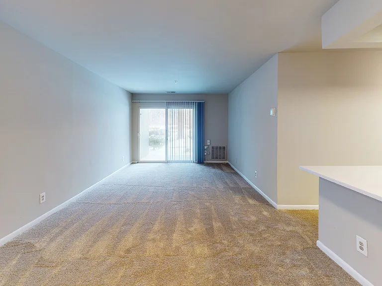 Canterbury Apartments — Photo 95