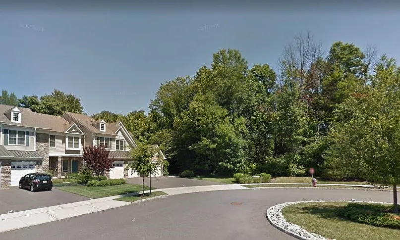 19 Wedgewood Ct photo 1