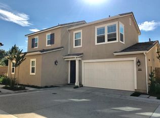 131 Barnes Rd, Tustin, CA 92782