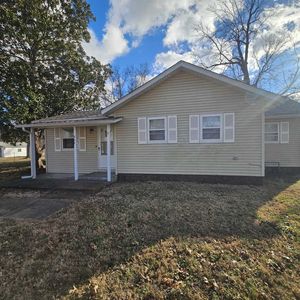 609 Airport Rd, Mount Vernon, IL, 62864