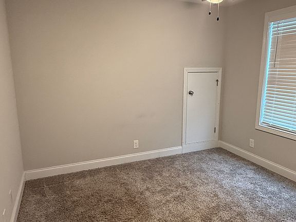 3rd image of 1304 Sussex Dr