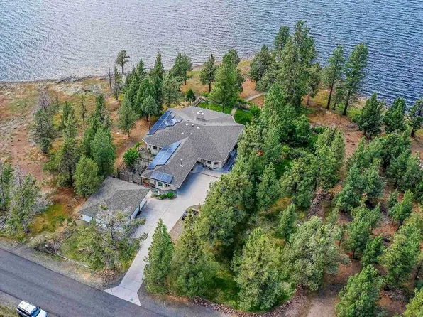 4624 Rainbow Dr, Weed, CA 96094
