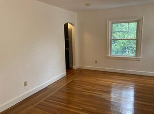 33 Lauriston St, Providence, RI 02906