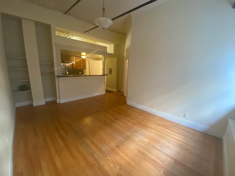 1461 Alice Street — Photo 36