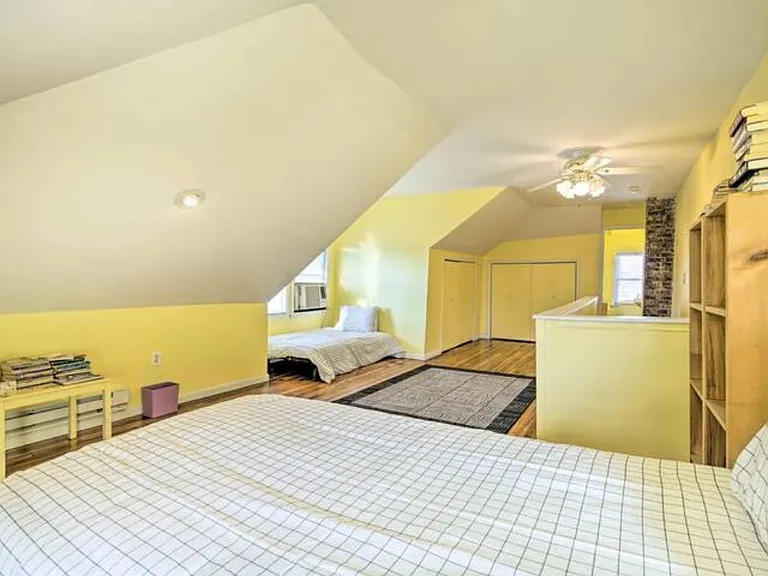 317 Elberon Ave — Photo 21