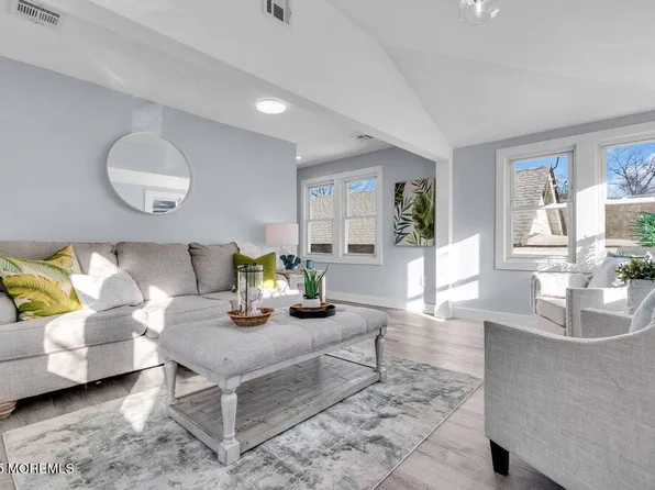 45 Collins Street, Keansburg, NJ 07734