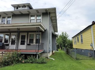 37 Cross St, Beacon, NY 12508