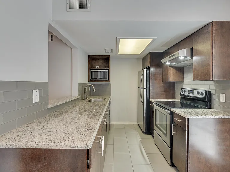 4525 Gilbert Ave #207 — Photo 1