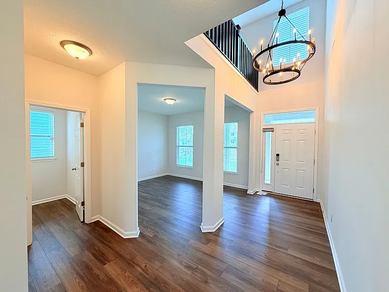 4030 Omaha Dr — Photo 6