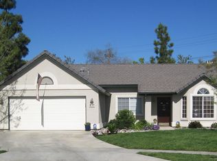 835 Wildwood Dr, Lemoore, CA 93245