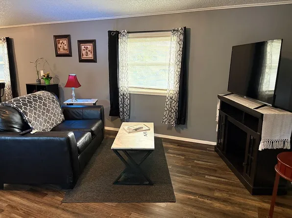 15057 Forest Blvd N Trailer 36, Hugo, MN 55038