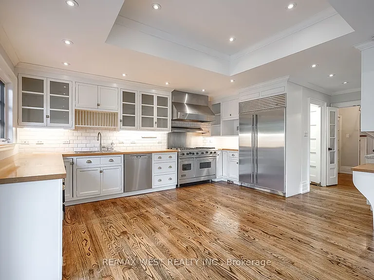 70 Forest Hill Rd — Photo 16
