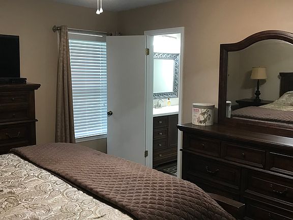 3rd image of 386 Ashana Dr