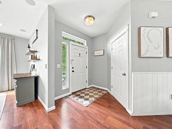 4th image of 4425 Y St
