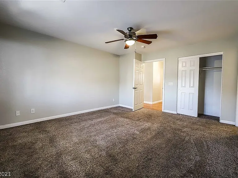 8101 Peach Flare St — Photo 25