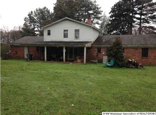 930 Star Landing Rd E, Southaven, MS 38672