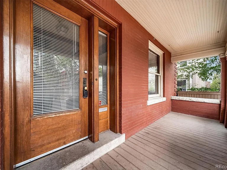1214 E 10th Ave — Photo 4