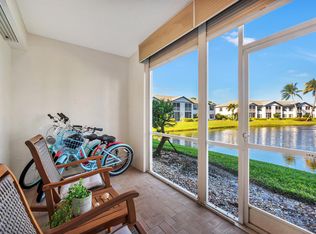 818 Tanbark Dr APT 103, Naples, FL 34108