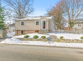 10 Piedmont St, Methuen, MA 01844